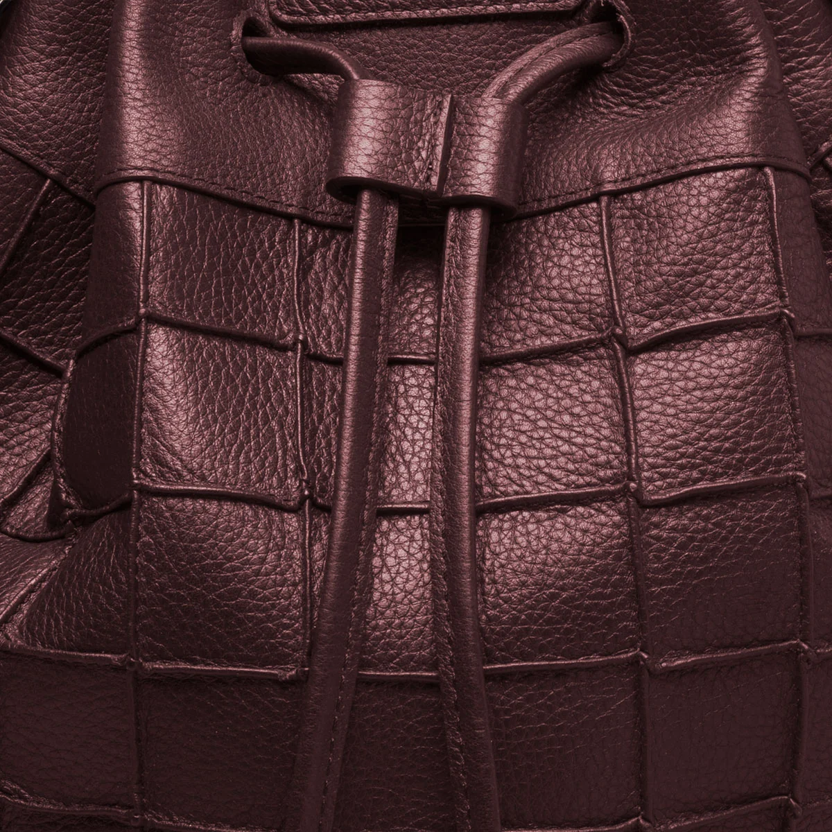 Jet Set Bucket Burgundy - Image 3