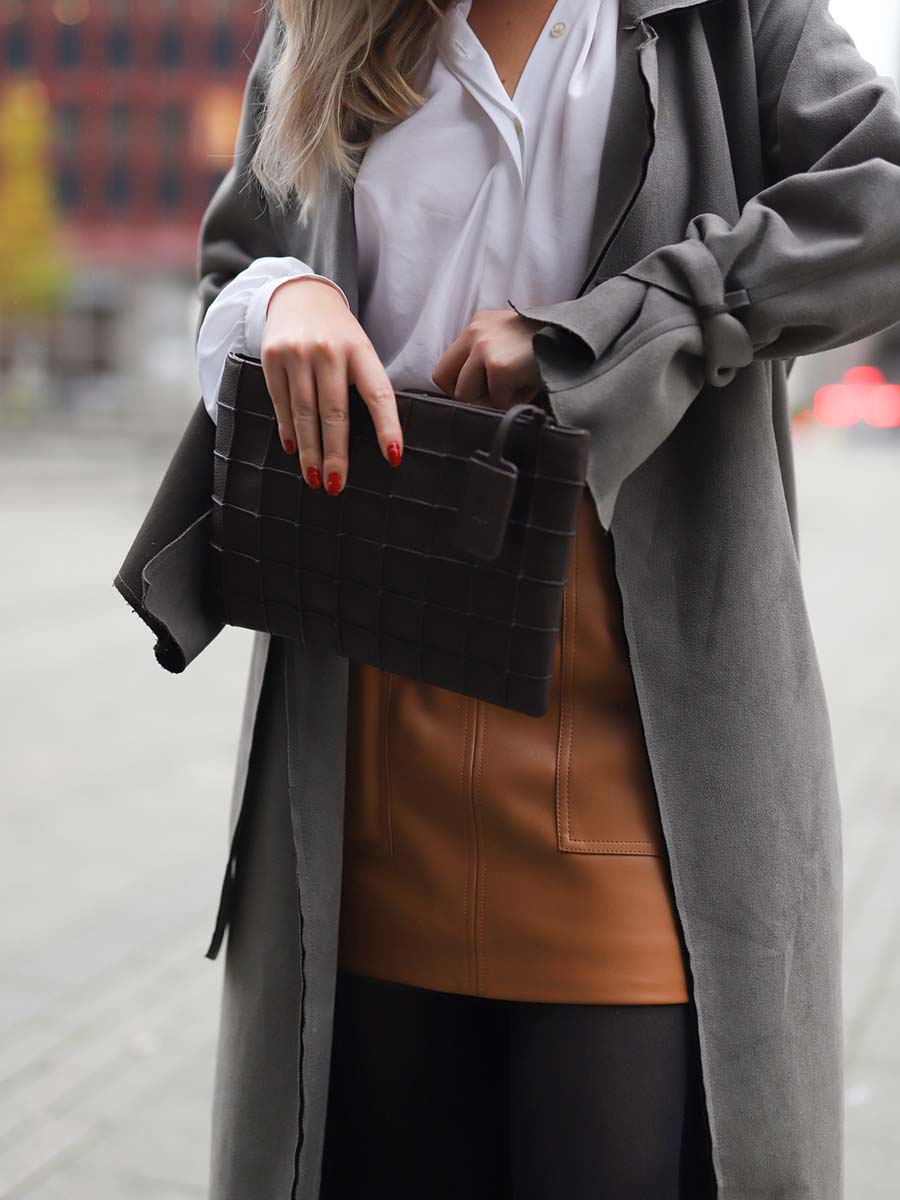 Grace Clutch Brown - Image 8