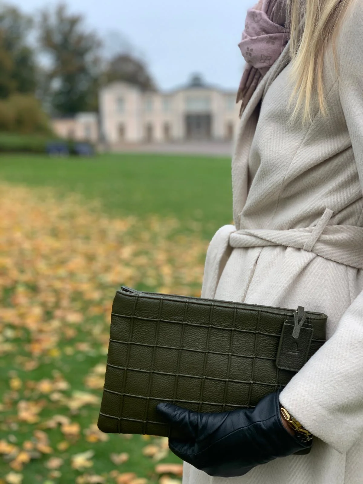 Grace Clutch Green - Image 6