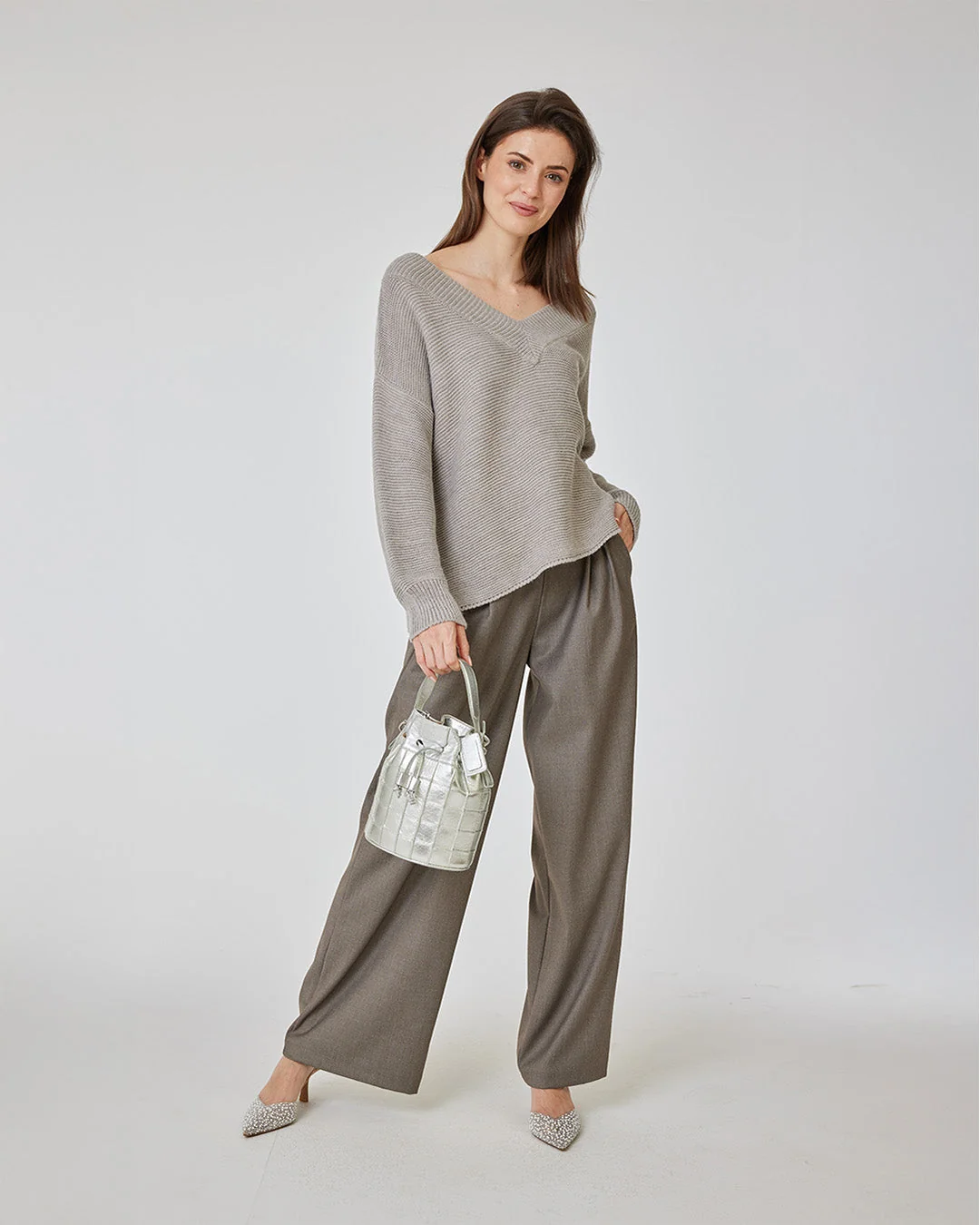 Jet Set Mini Bucket Silver - Image 8