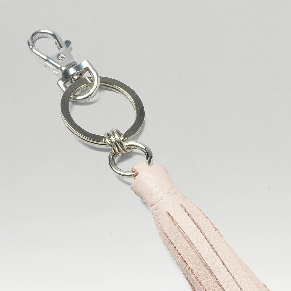 Tassle Key Ring Ivory - Image 2
